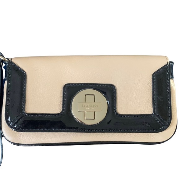 Kate spade clutch - Picture 1 of 12